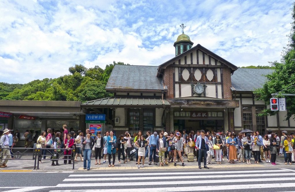 駅の人込み