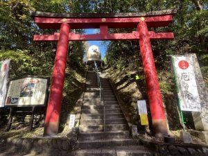 パワースポット　鷲子神社は県境　フクロウ【不苦労】神社