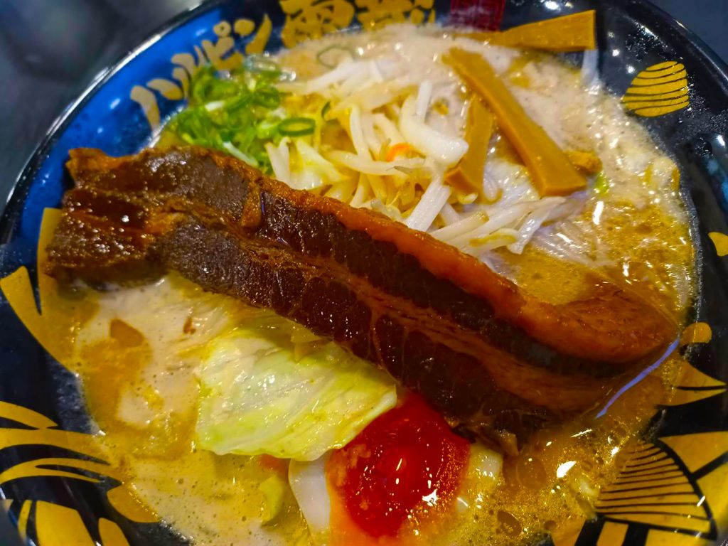 ハルピンラーメン一本角煮たれ味噌らーめん