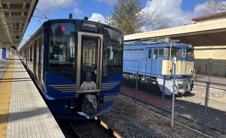 しなの鉄道カッコイイブルーSR1系