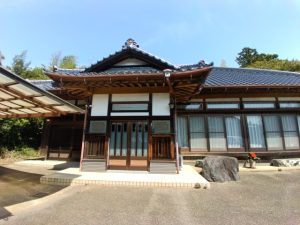 成田の奥ゆかしさに触れる – 竹林と組木細工が織りなす、現代と調和する純日本家屋の民泊体験