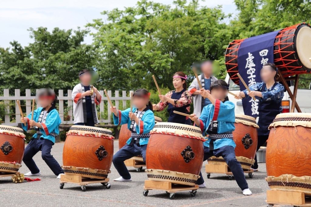 長野県　松本市　四賀　バラ公園　バラまつり