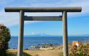 東京湾越しに富士を望む、内房の絶景