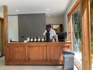 【軽井沢】金・土のみのコーヒースタンド undefined_ がオープン！