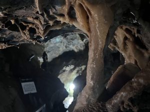 夏の暑さを忘れ歴史のロマンを感じる体験ができる、赤城山東麓にある【小平鍾乳洞】へ！