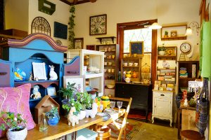 【那須高原】トルコ出身の店主が営む、インテリア・輸入雑貨店「ウフララ」。唯一無二なトルコ絨毯との出会い。