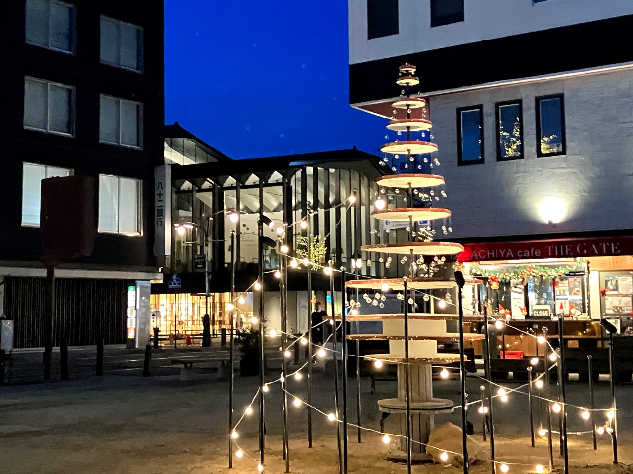 松本城大手門枡形跡広場のイルミネーション