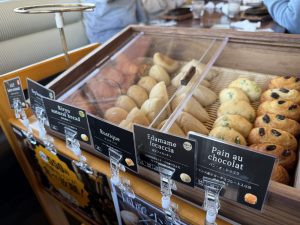 【群馬県限定】北関東の名物ファミレス「ステーキ宮」でパン食べ放題!