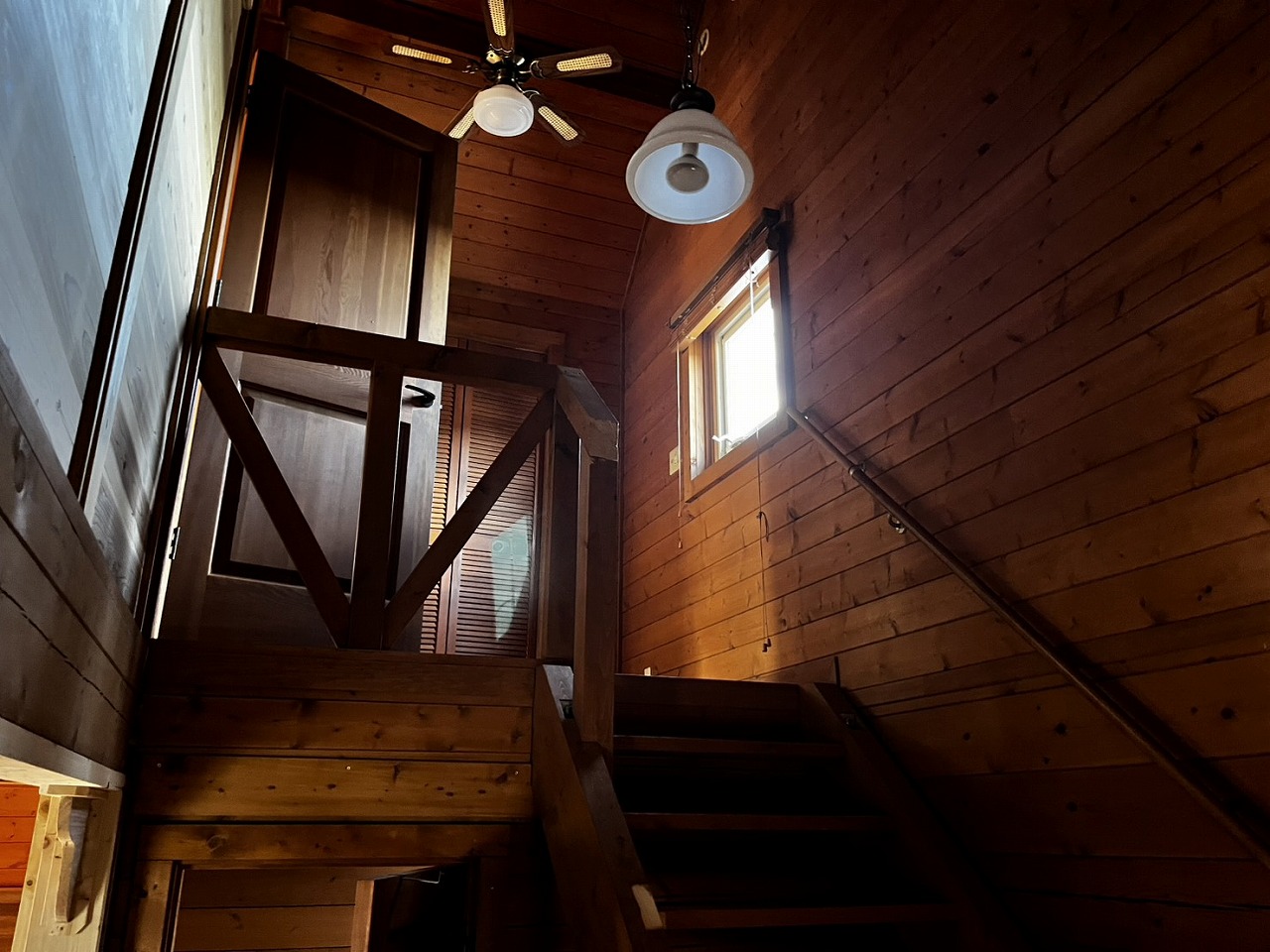 しっかりしたつくりノログハウス