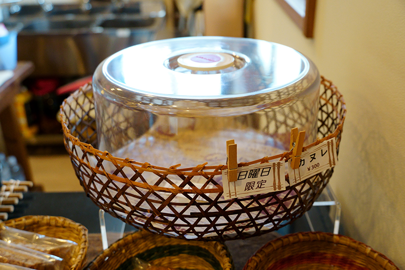 カヌレは日曜日限定