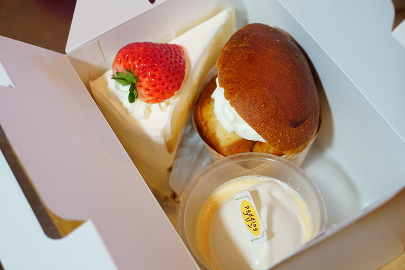 購入したケーキ