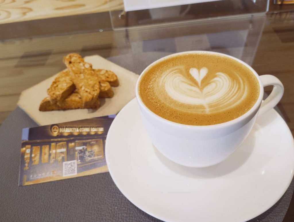 ライトブラウンの優しい色合いです