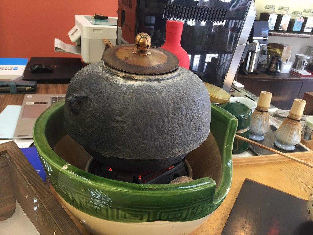 かすかにヒューヒューという音も聞こえます