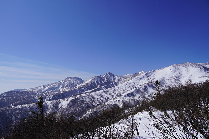 重なり合う那須の山々。まさに絶景です!