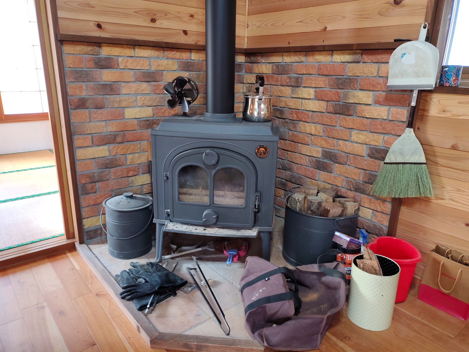 薪ストーブ