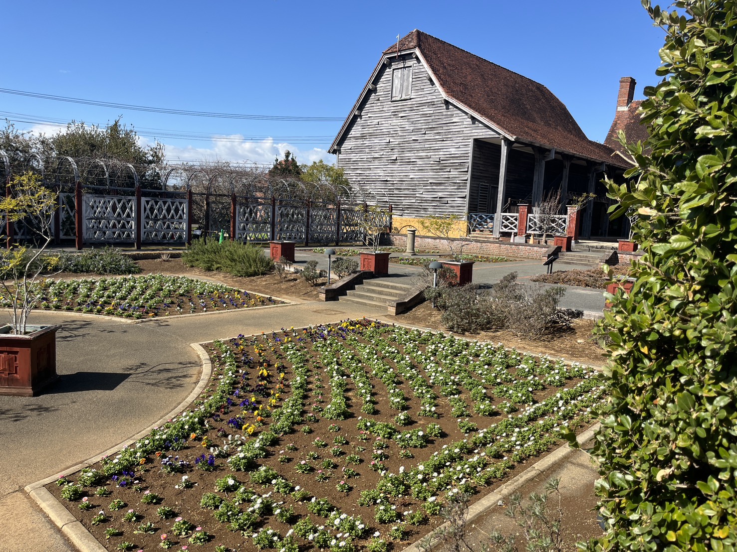 イギリスの田舎町の風景?